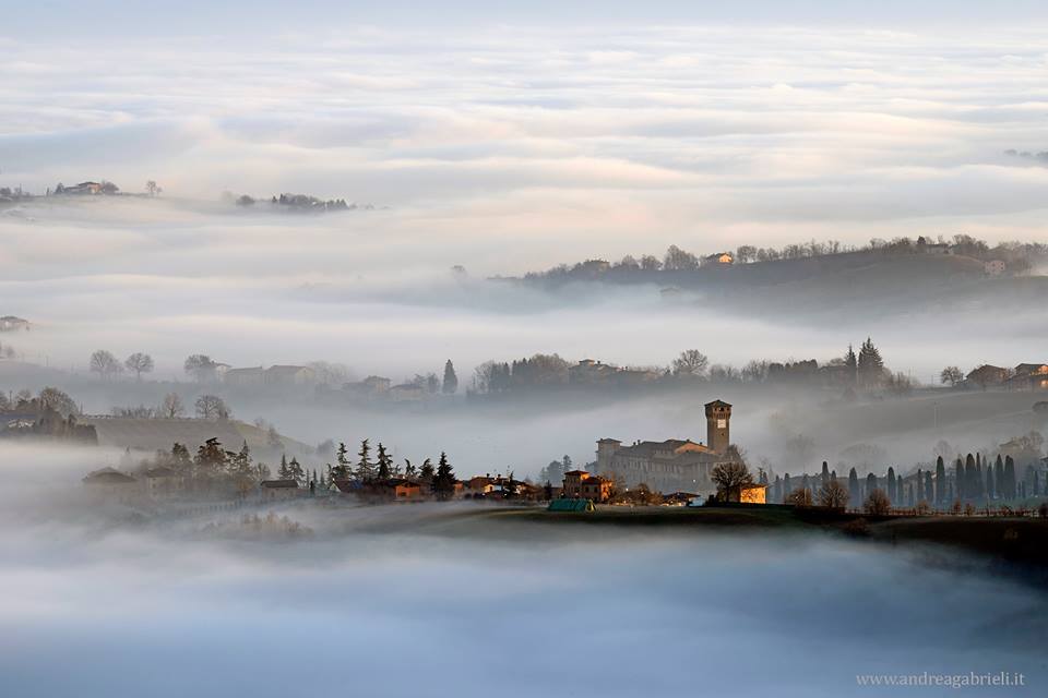 EmiliaRomagna Meteo - Dominerà ancora l'alta pressione, ma aumenteranno Nebbia  ed inquinamento!